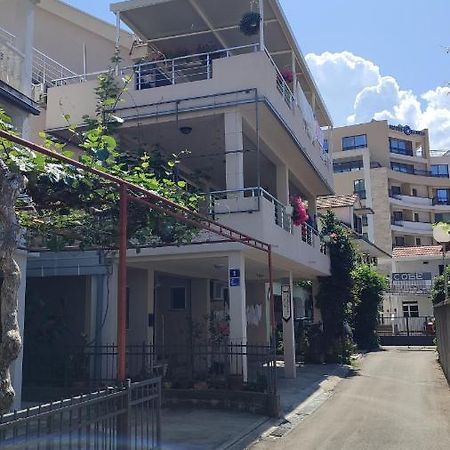 Apartments Familia Budva Ngoại thất bức ảnh