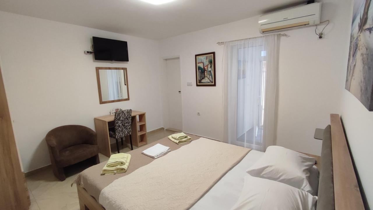 Apartments Familia Budva Ngoại thất bức ảnh