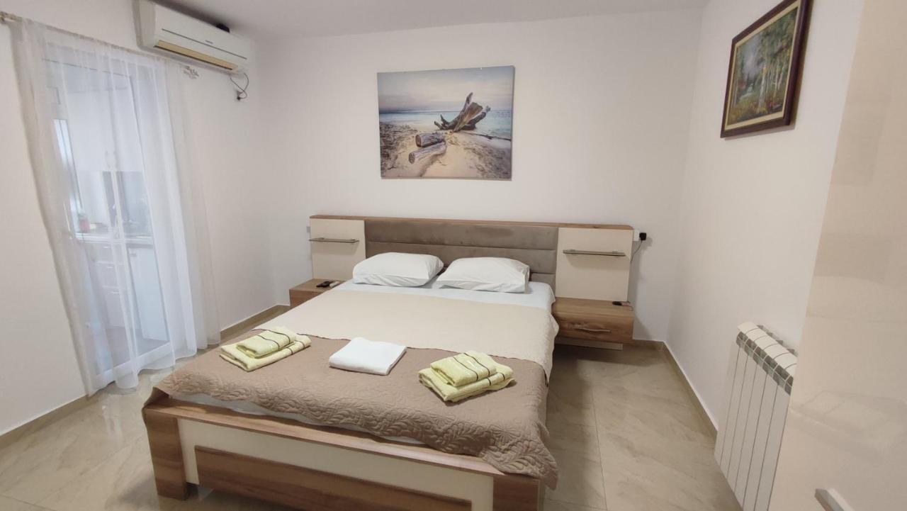 Apartments Familia Budva Ngoại thất bức ảnh
