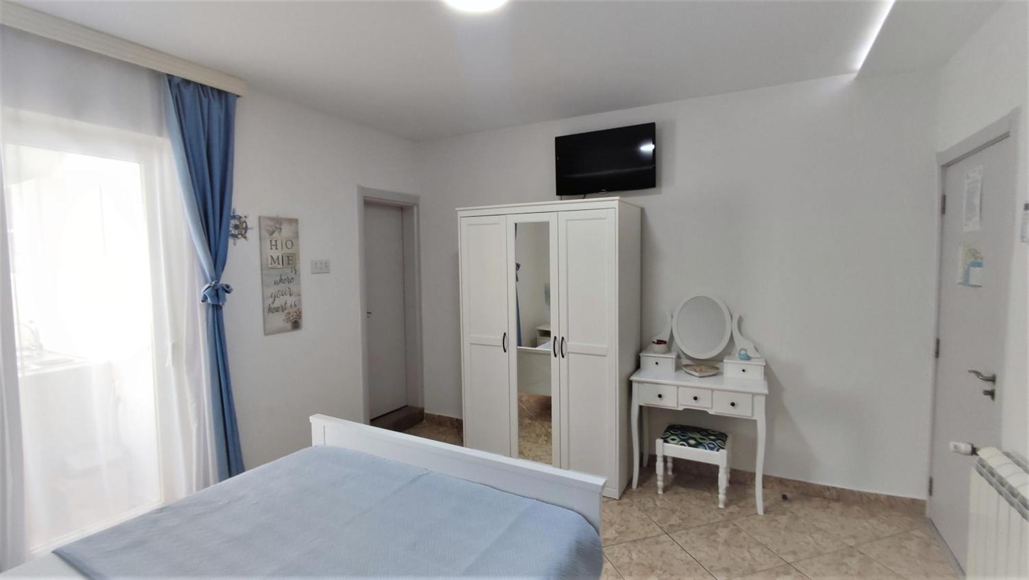 Apartments Familia Budva Ngoại thất bức ảnh