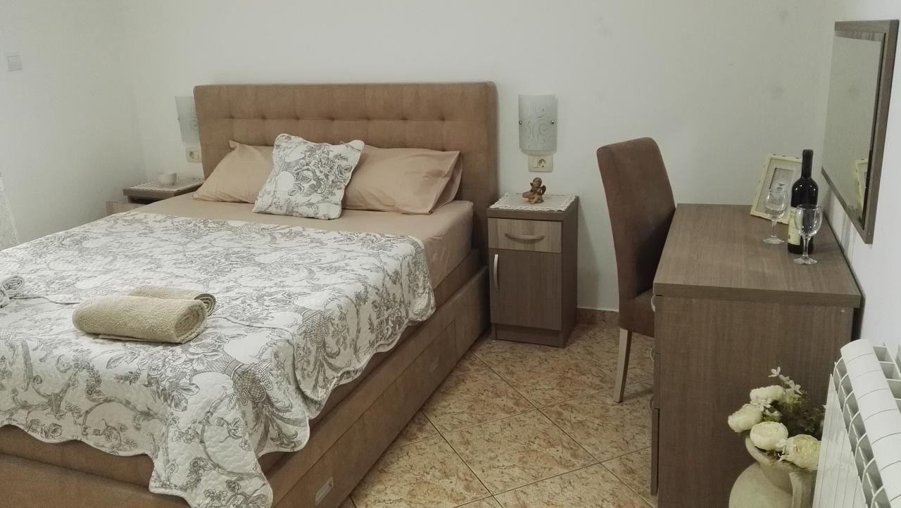Apartments Familia Budva Ngoại thất bức ảnh