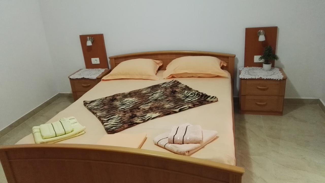 Apartments Familia Budva Ngoại thất bức ảnh