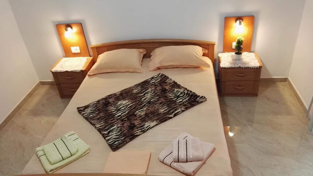 Apartments Familia Budva Ngoại thất bức ảnh