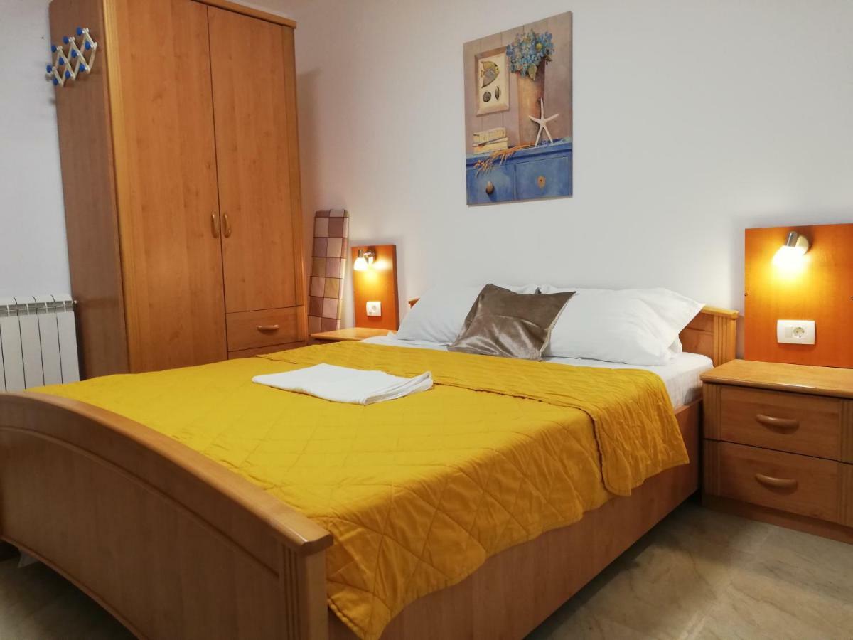 Apartments Familia Budva Ngoại thất bức ảnh